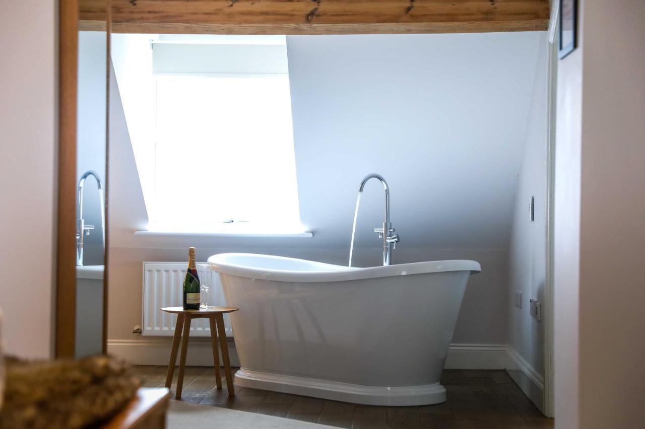 Bed and Breakfast The Belfry Whitby Esterno foto